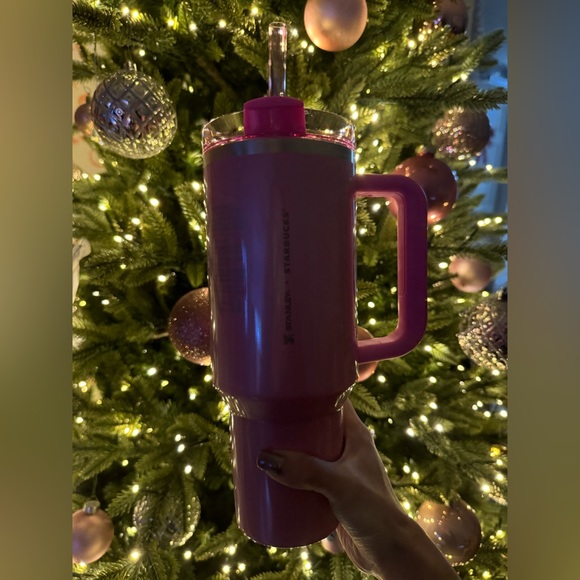 NWT! STARBUCKS X STANLEY pink shimmer/glitter 40 oz tumbler/cup - Picture 1 of 4